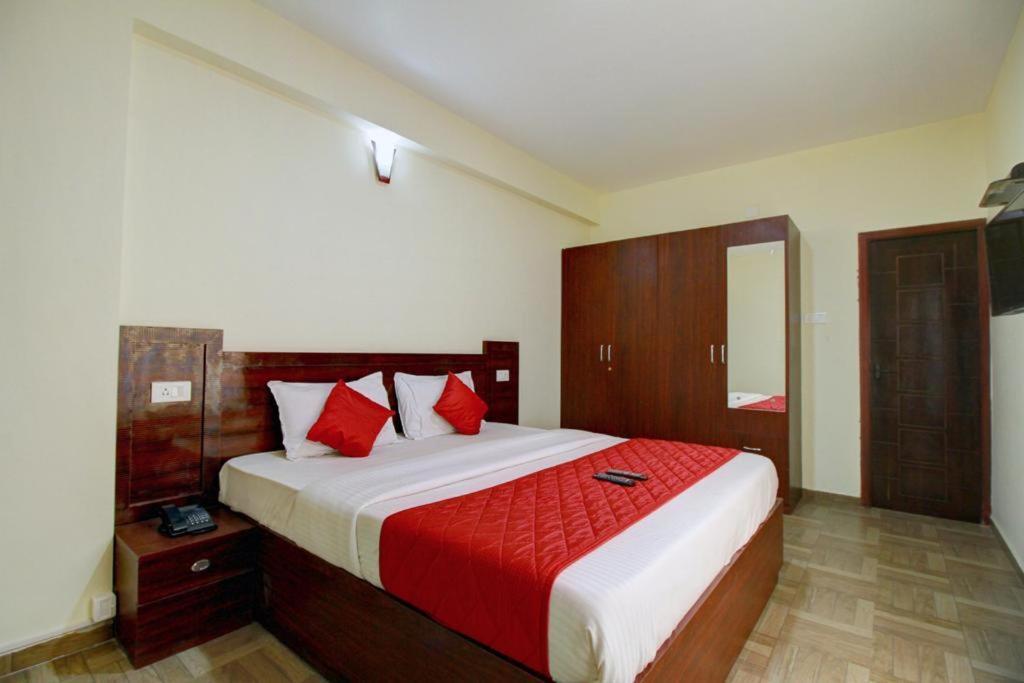 Pinehill Suits Ooty Exterior foto